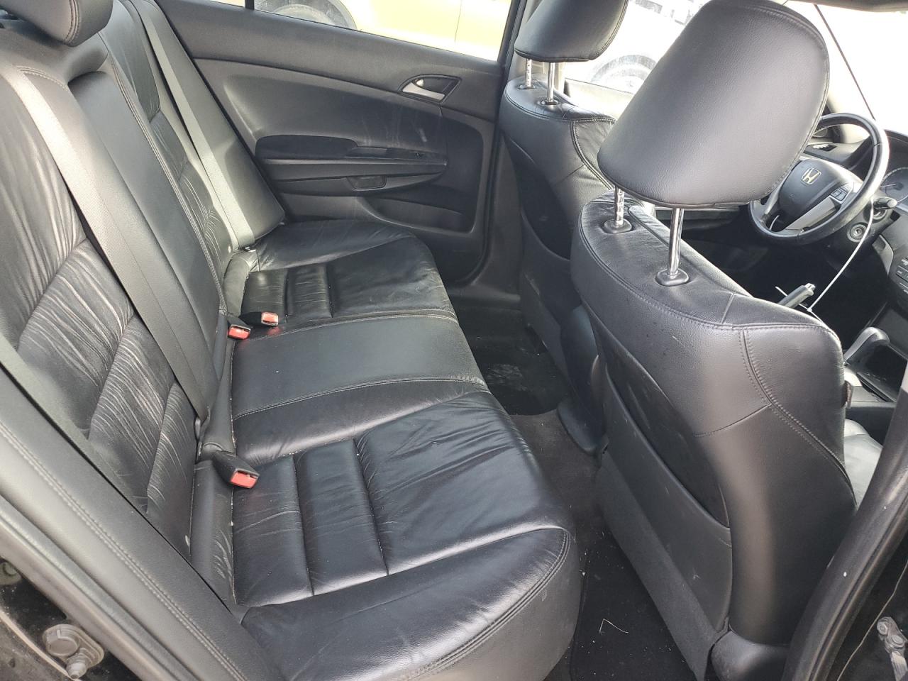 2012 Honda Accord - Image 10