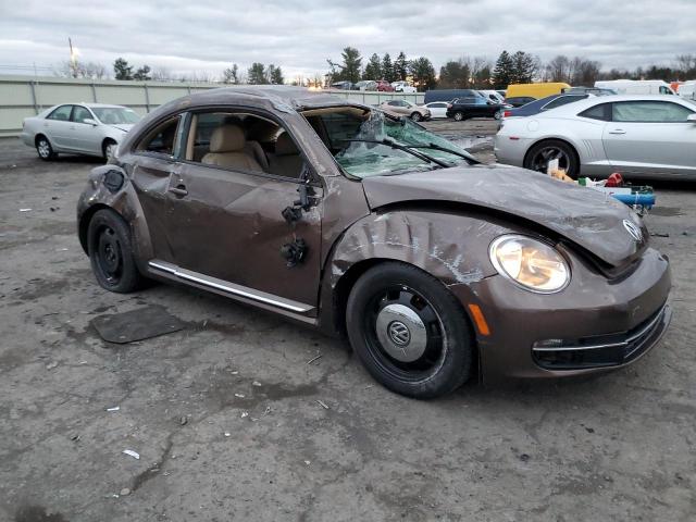 2016 Volkswagen BEETLE - Image 4
