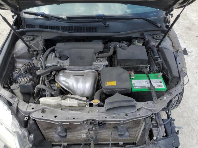 2015 Toyota CAMRY - Image 11