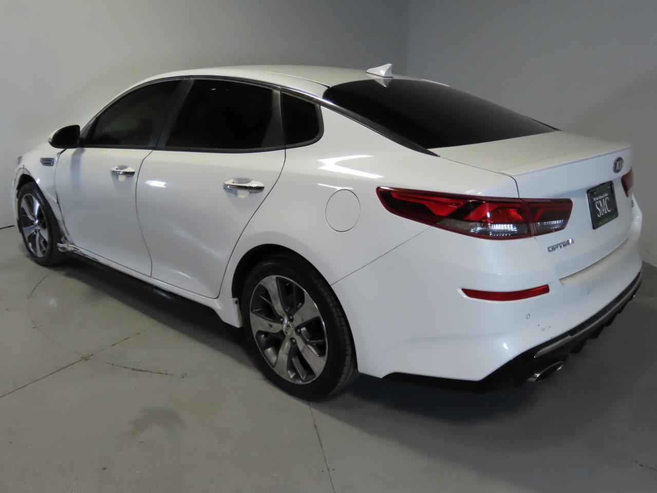 2020 Kia Optima - Image 4