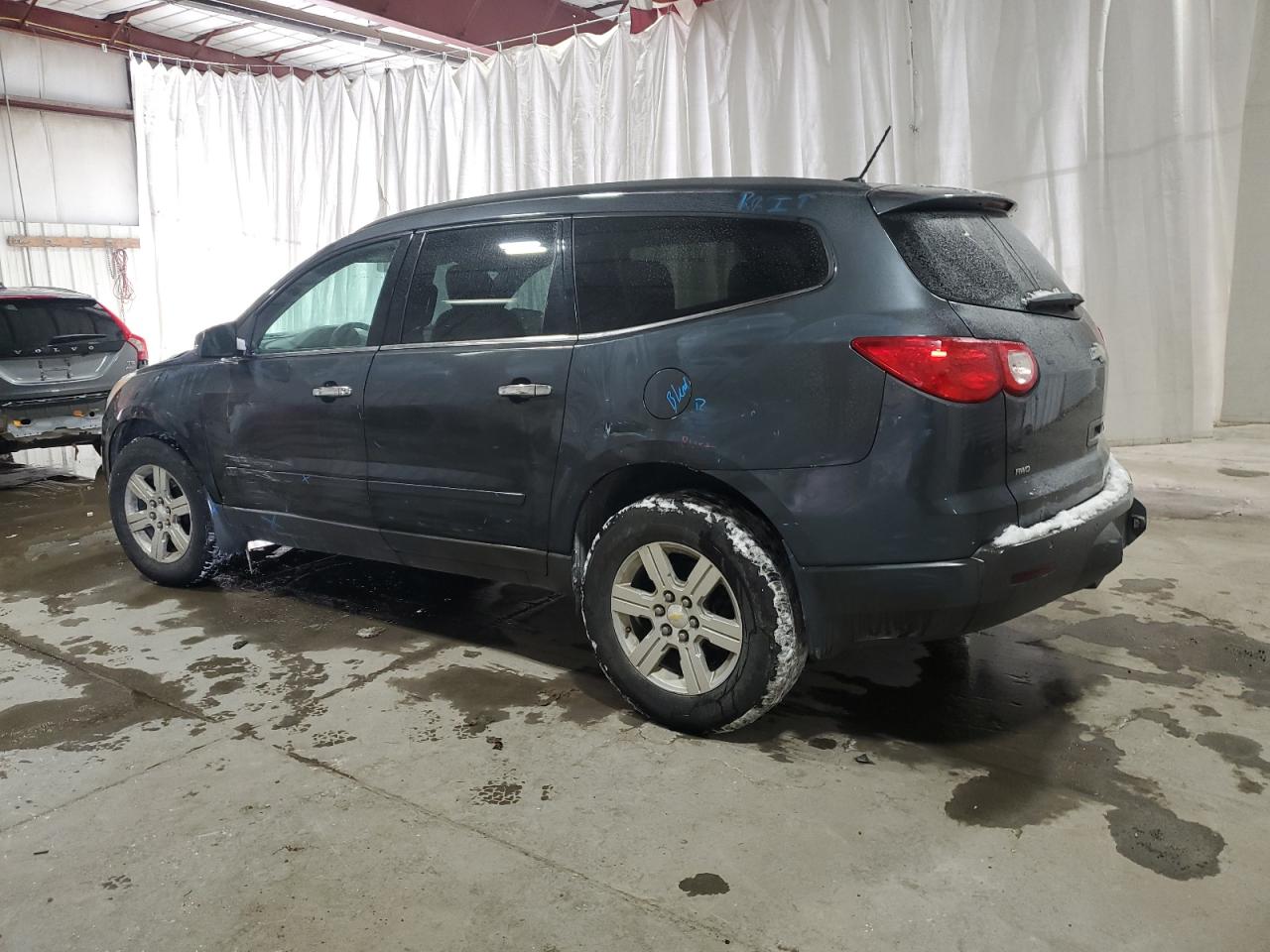 2011 Chevrolet Traverse - Image 2