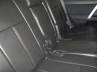 2021 Toyota Land Cruiser Prado - Image 7