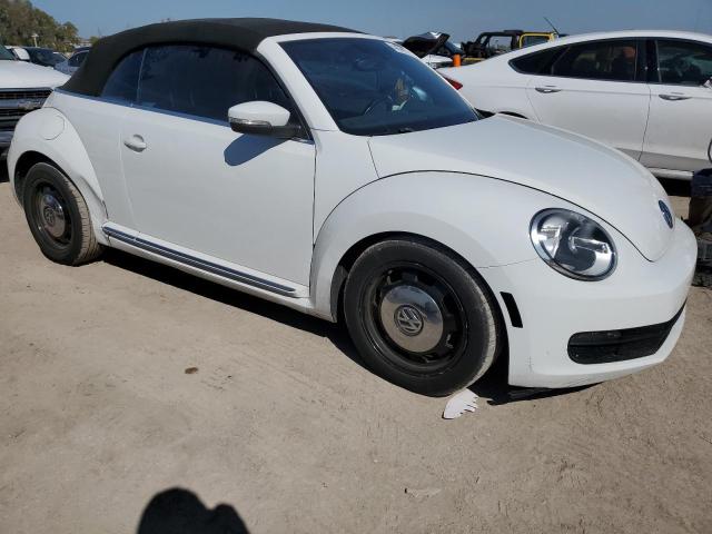 2015 Volkswagen BEETLE - Image 4