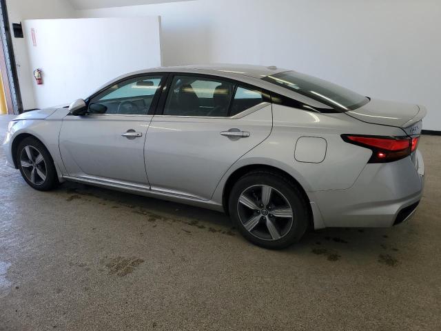 2021 Nissan ALTIMA - Image 2