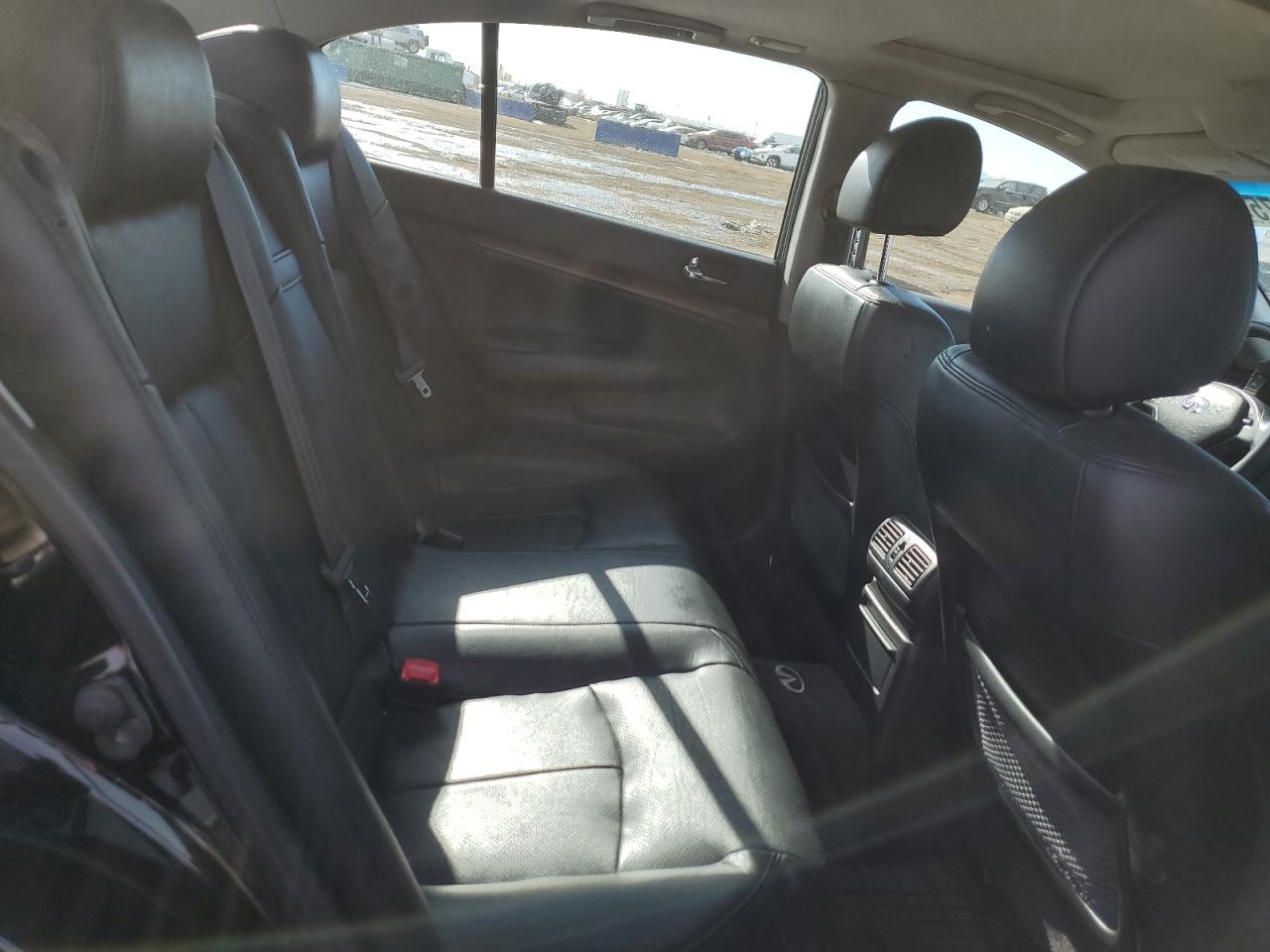 2007 INFINITI G35 - Image 10
