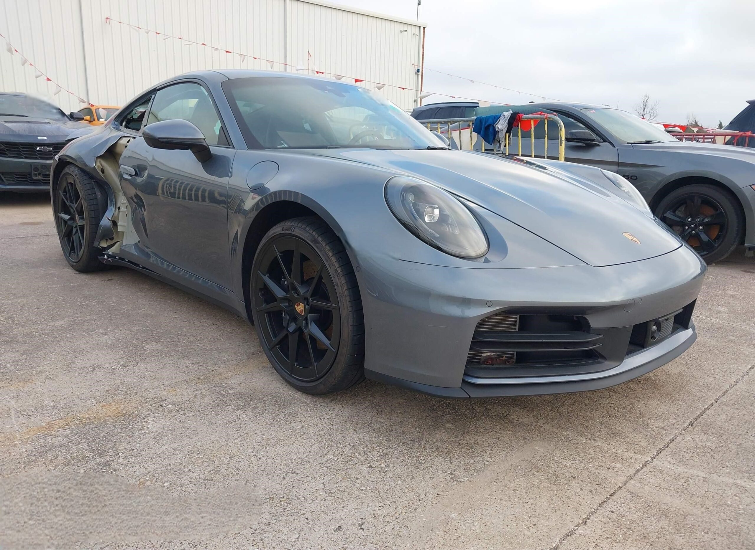 2025 Porsche 911 - Image 3