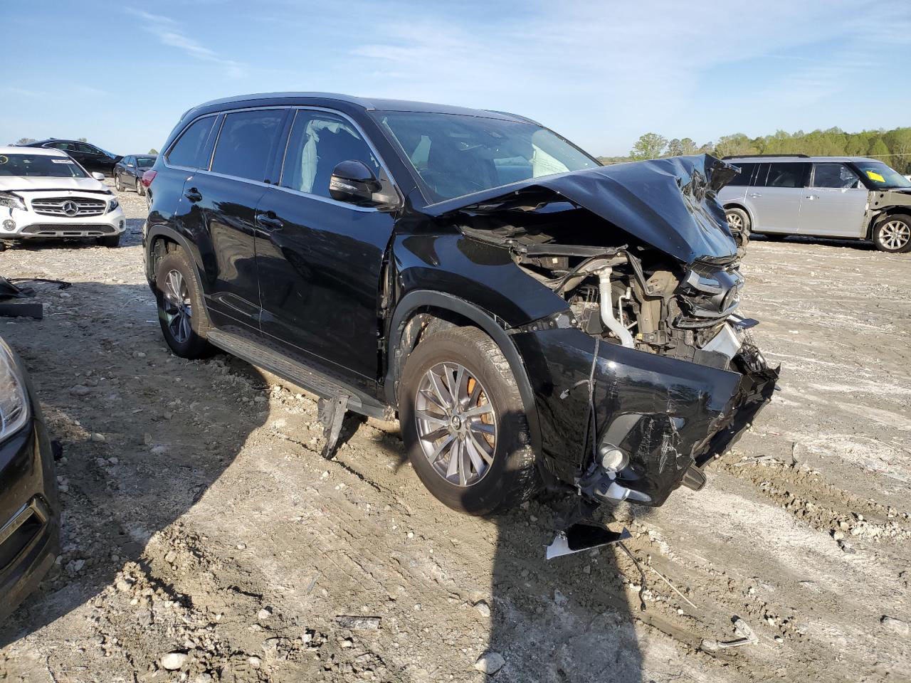 2017 Toyota Highlander Xle - Image 4