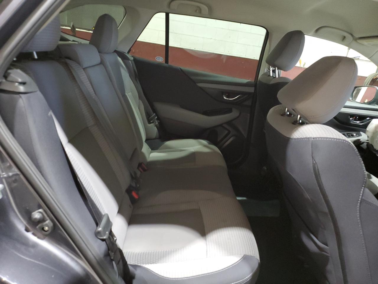 2023 SUBARU OUTBACK - Image 11