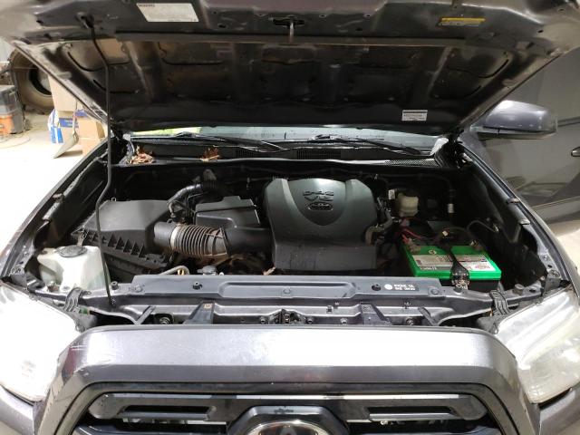 2018 Toyota TACOMA - Image 11