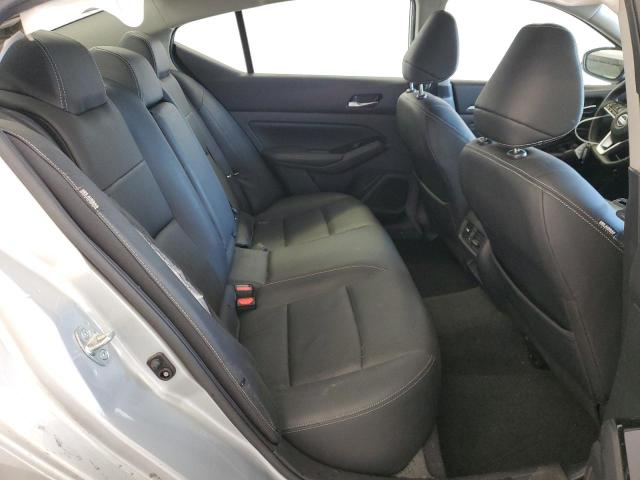 2021 Nissan ALTIMA - Image 10
