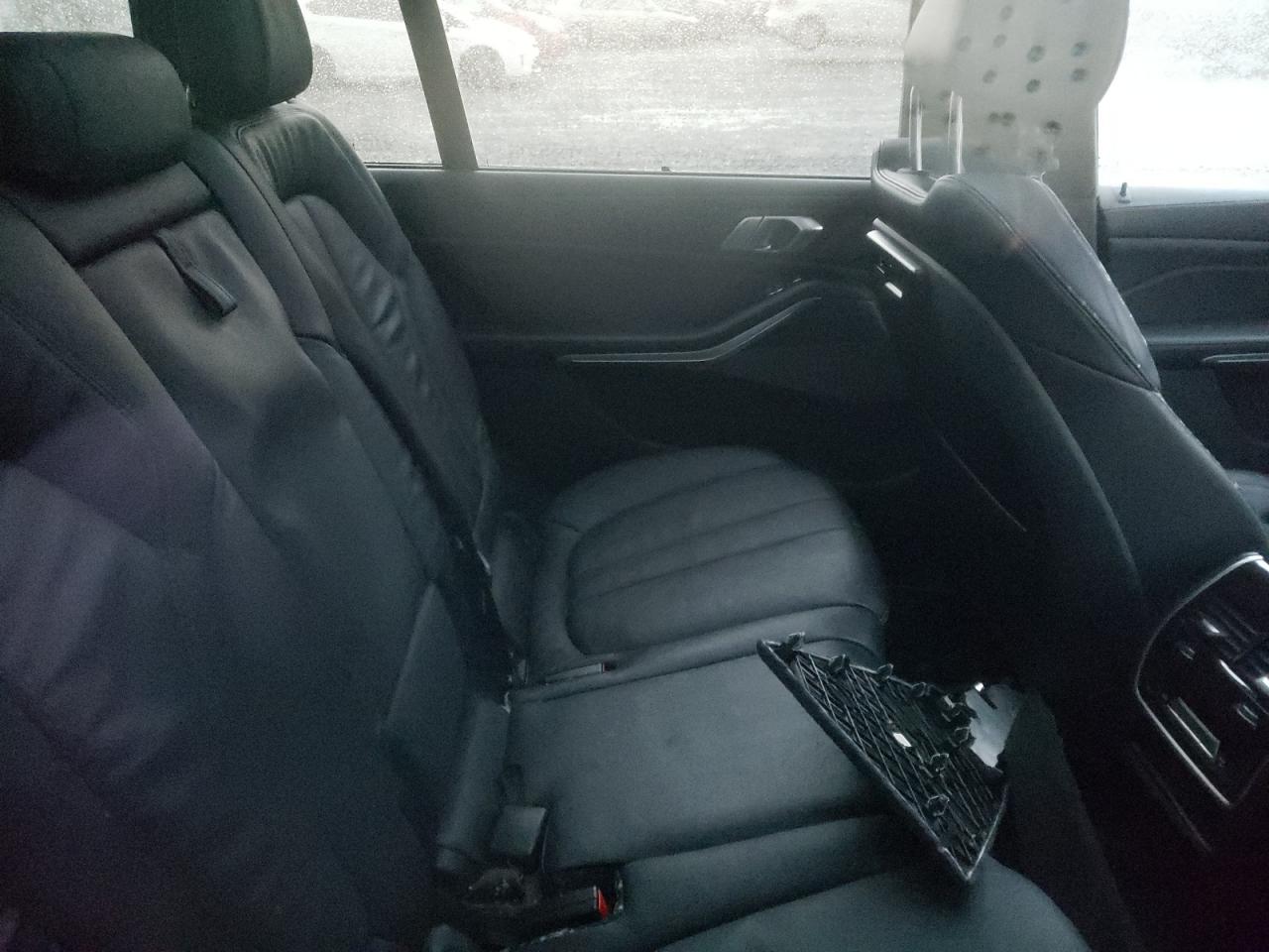 2019 BMW X7 - Image 10