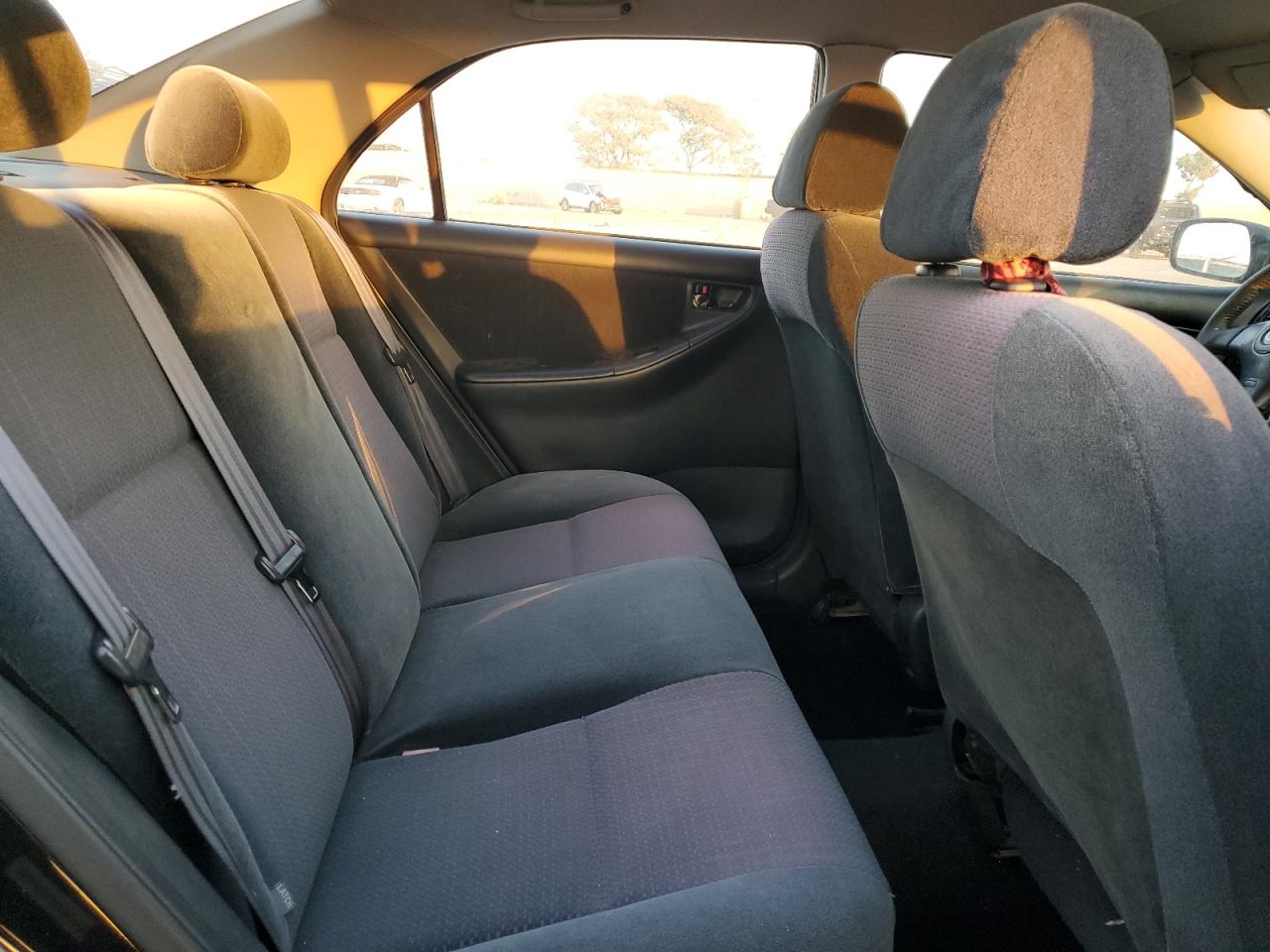 2003 TOYOTA COROLLA - Image 10