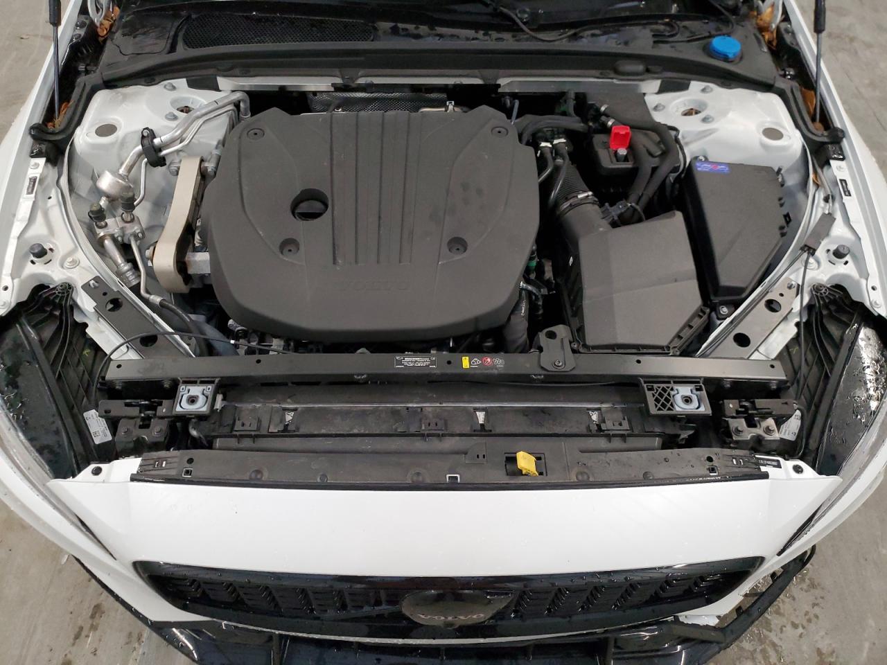 2024 Volvo S60 Plus - Image 11