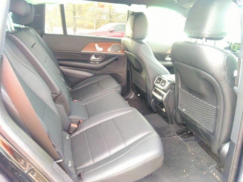 2022 Mercedes-Benz GLS450 4MATIC - Image 8