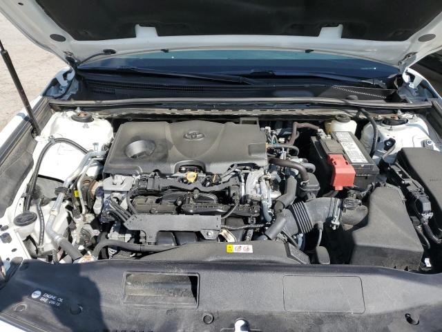 2020 Toyota Camry Le - Image 11