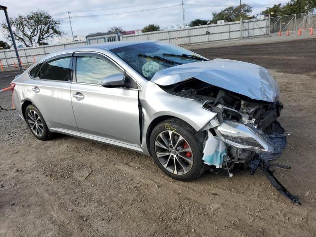 2017 Toyota AVALON - Image 4
