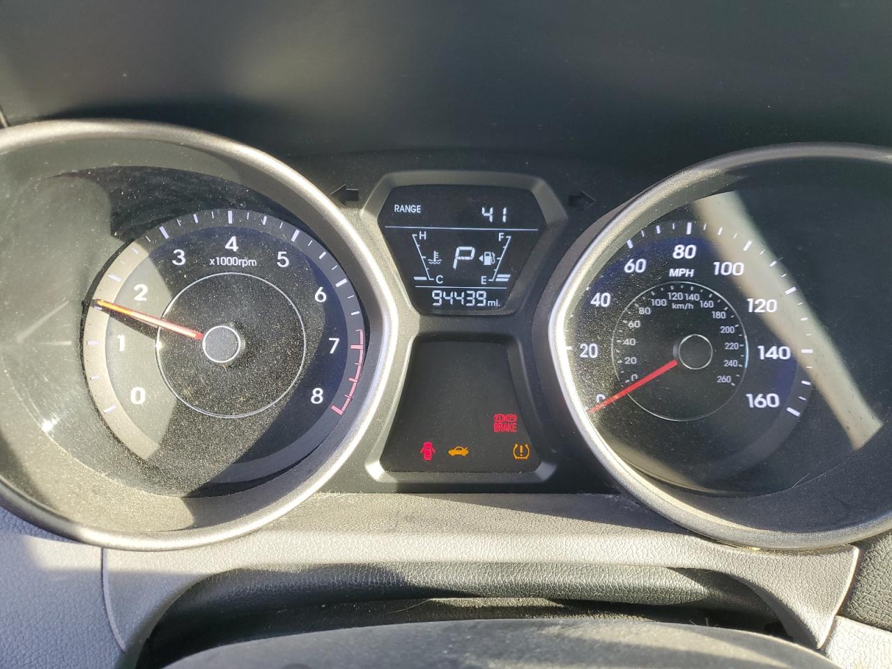 2015 HYUNDAI ELANTRA - Image 9