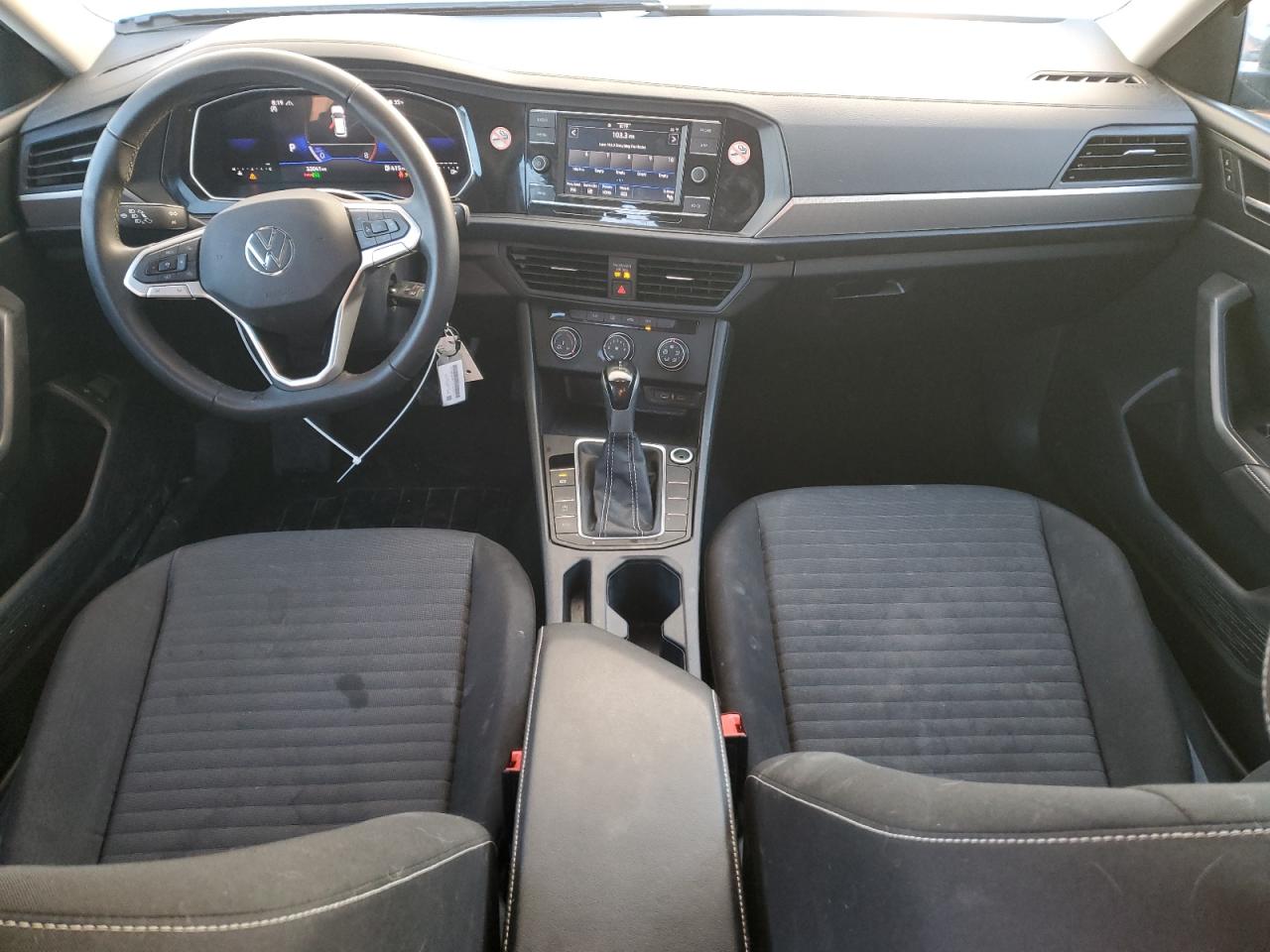 2024 Volkswagen Jetta - Image 8