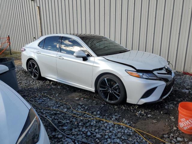 2020 Toyota Camry - Image 11