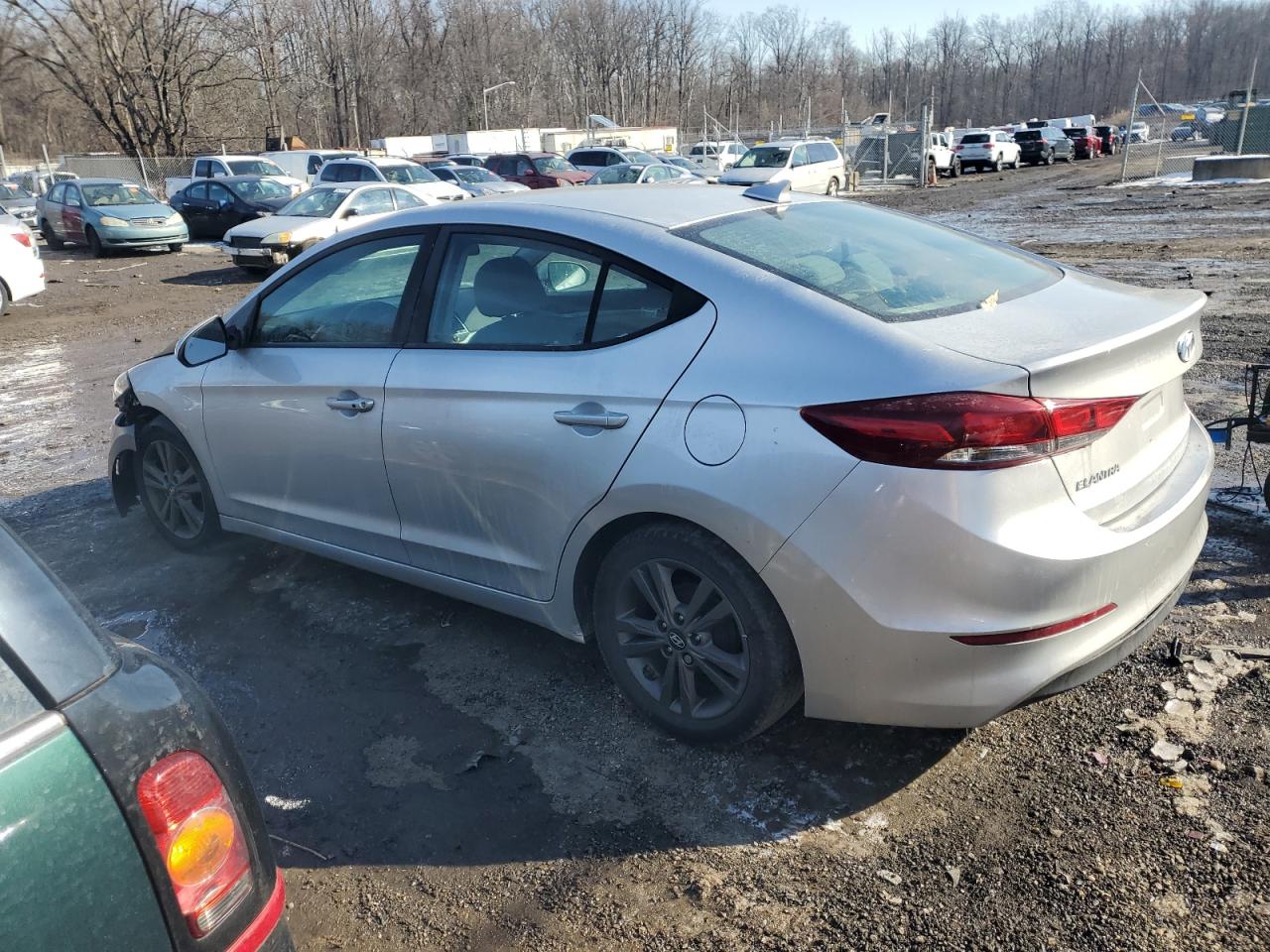 2017 HYUNDAI ELANTRA - Image 2