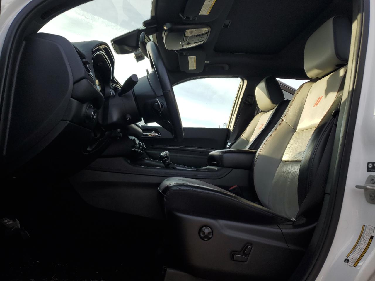 2023 DODGE DURANGO WHITE - Image 7