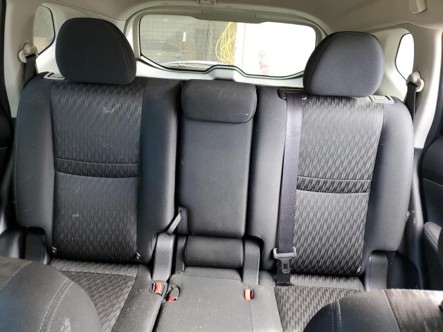 2017 Nissan ROGUE - Image 10