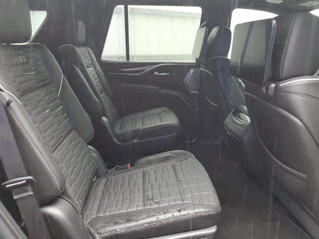 2022 Cadillac Escalade - Image 11