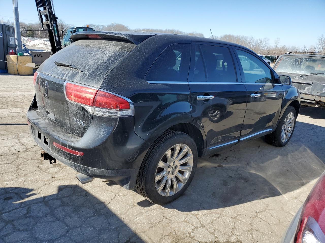 2015 Lincoln MKX - Image 3