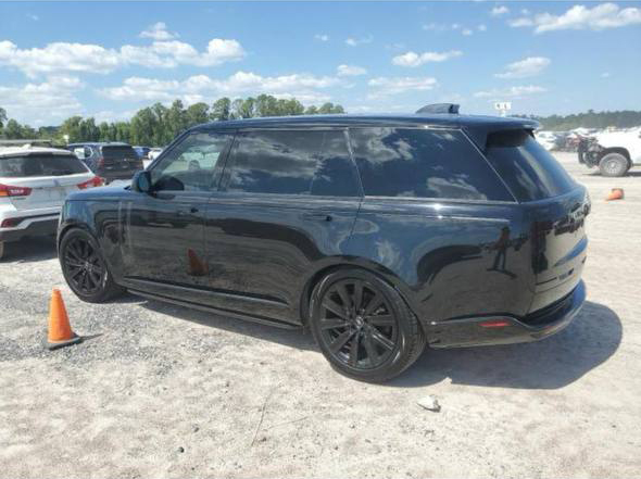 2024 Land Rover Range Rover Vogue - Image 3