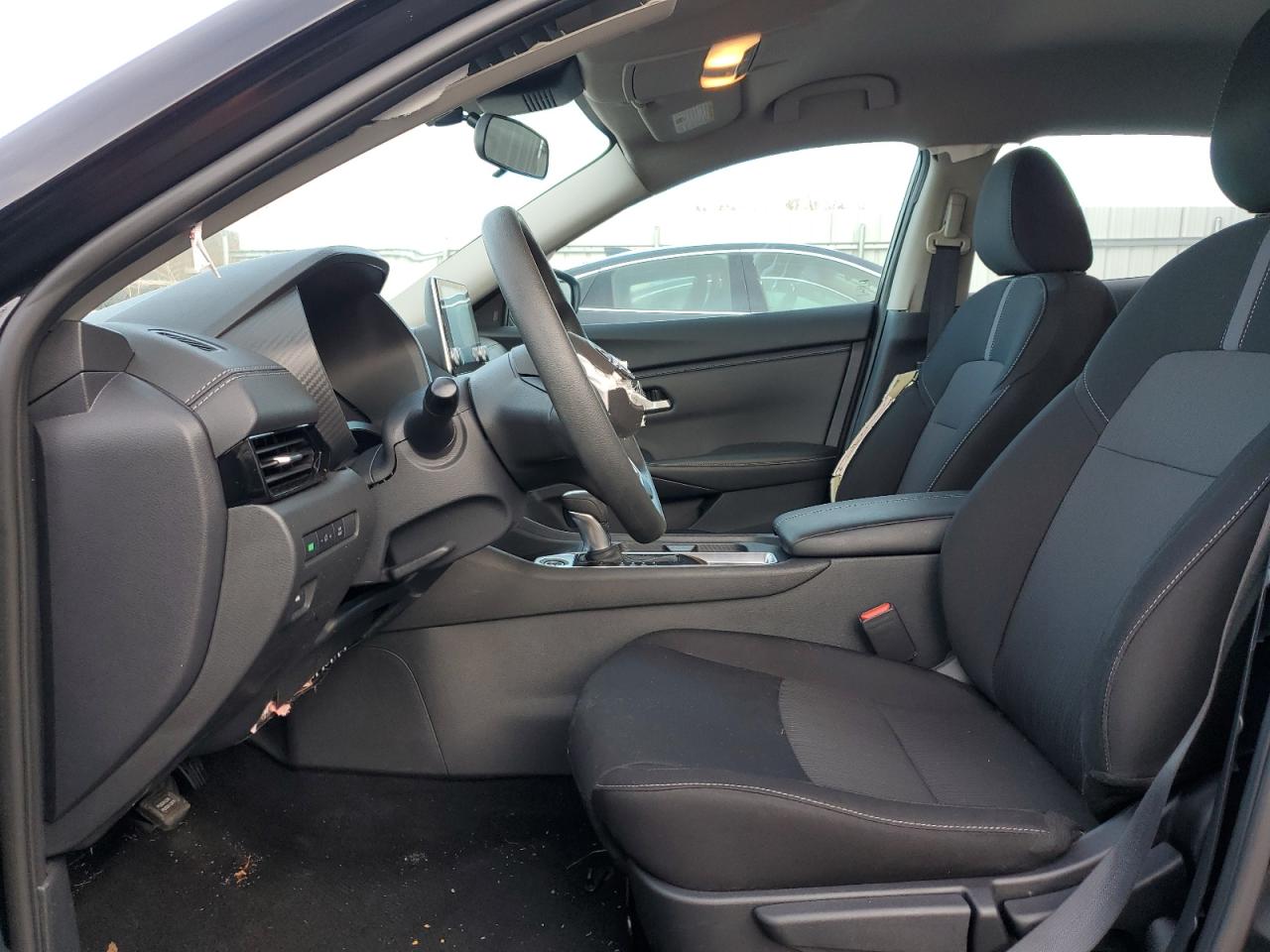 2024 Nissan Sentra - Image 7