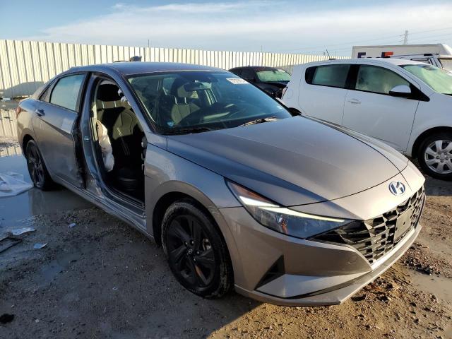 2023 Hyundai Elantra - Image 4