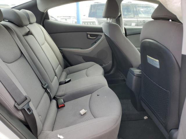 2015 Hyundai Elantra - Image 10