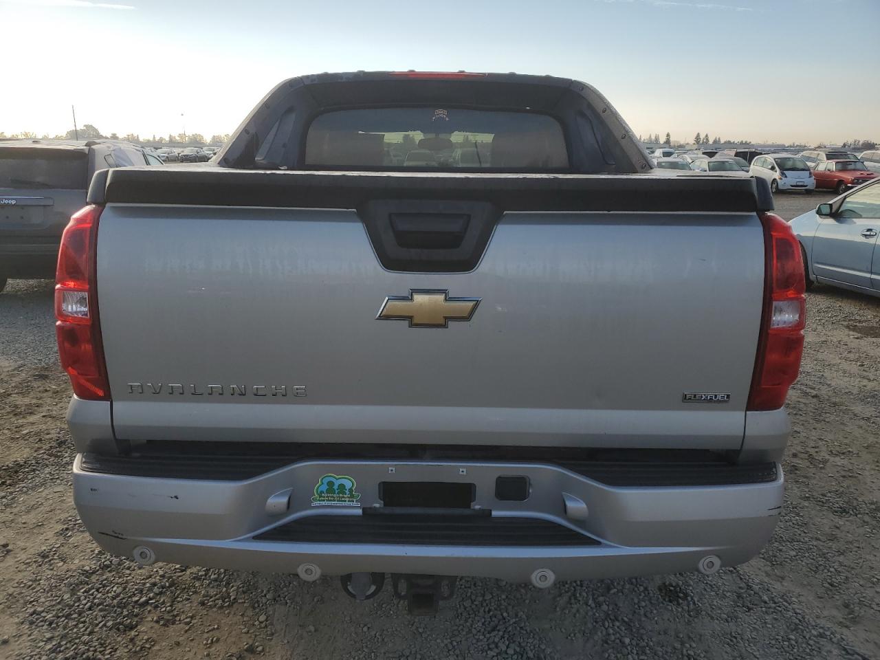 2007 CHEVROLET AVALANCHE - Image 6