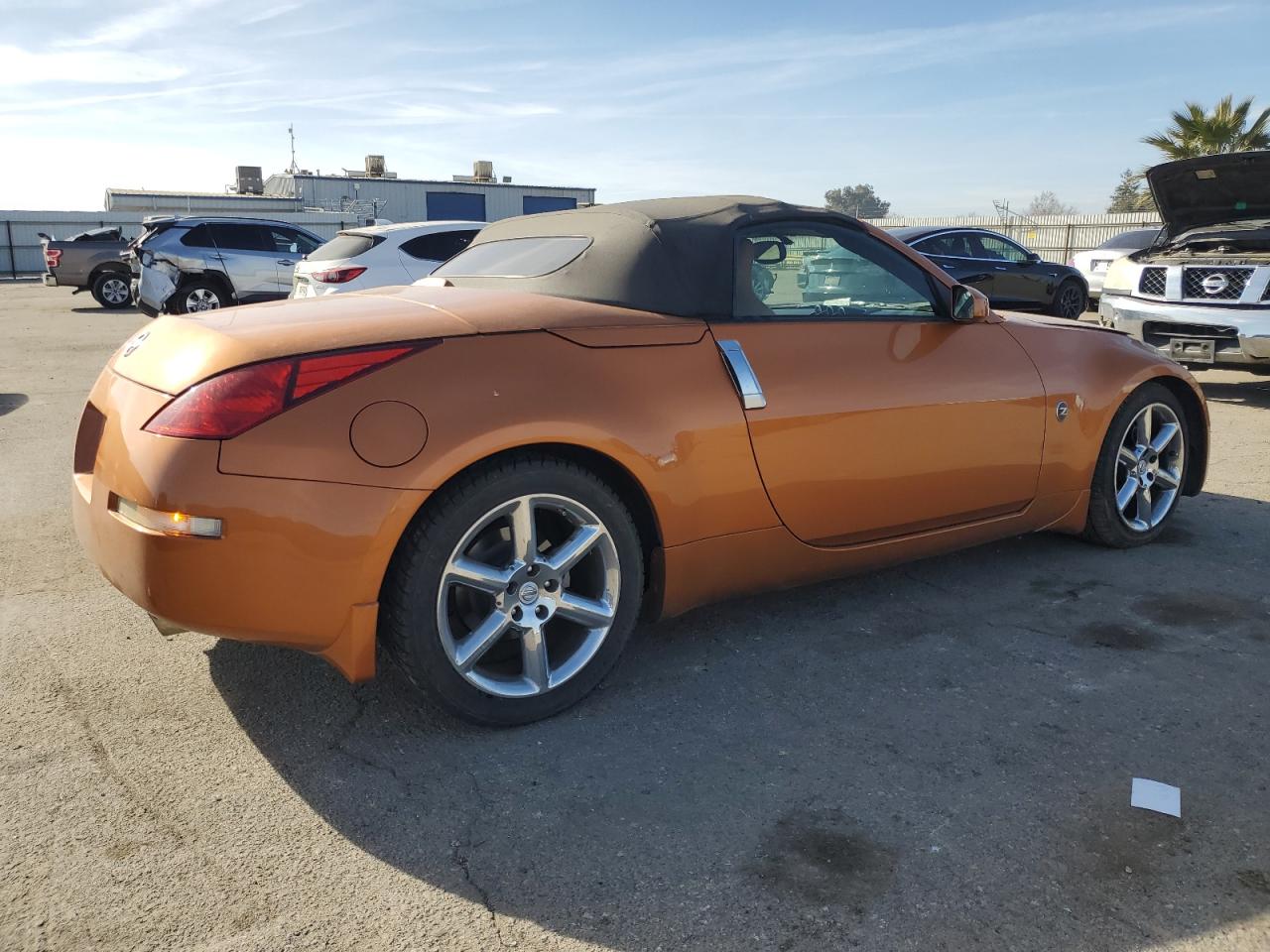 2004 NISSAN 350Z ORANGE - Image 3