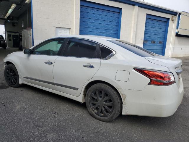 2015 Nissan ALTIMA - Image 2