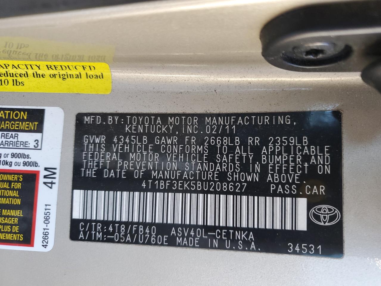 2011 Toyota Camry - Image 12
