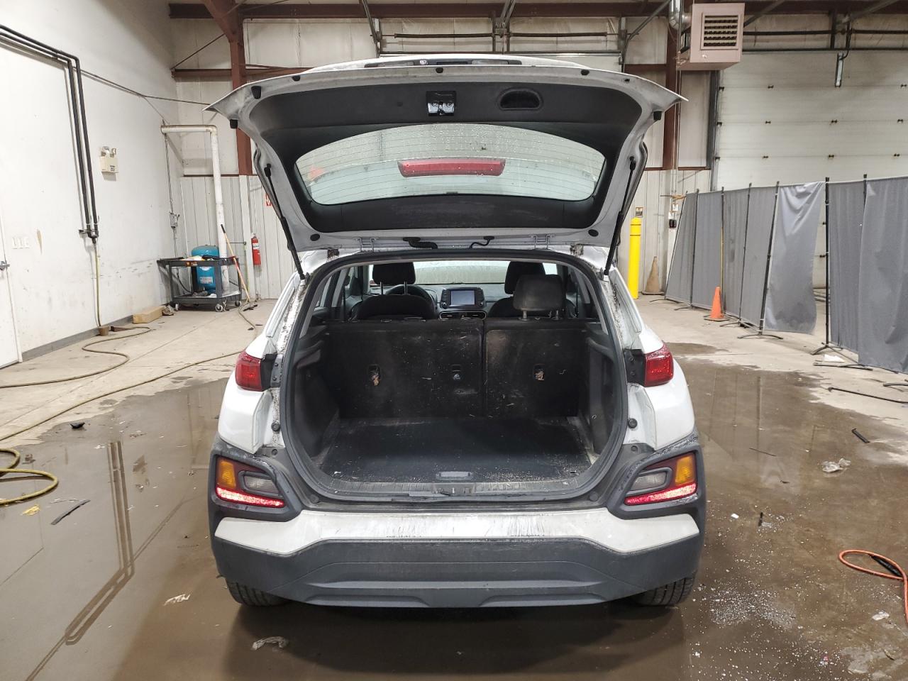 2021 HYUNDAI KONA WHITE - Image 6