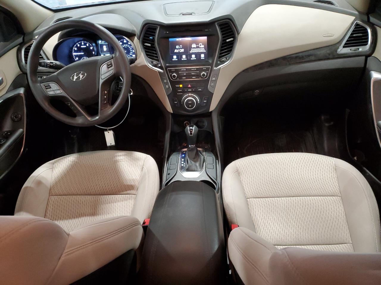 2017 Hyundai Santa Fe - Image 8