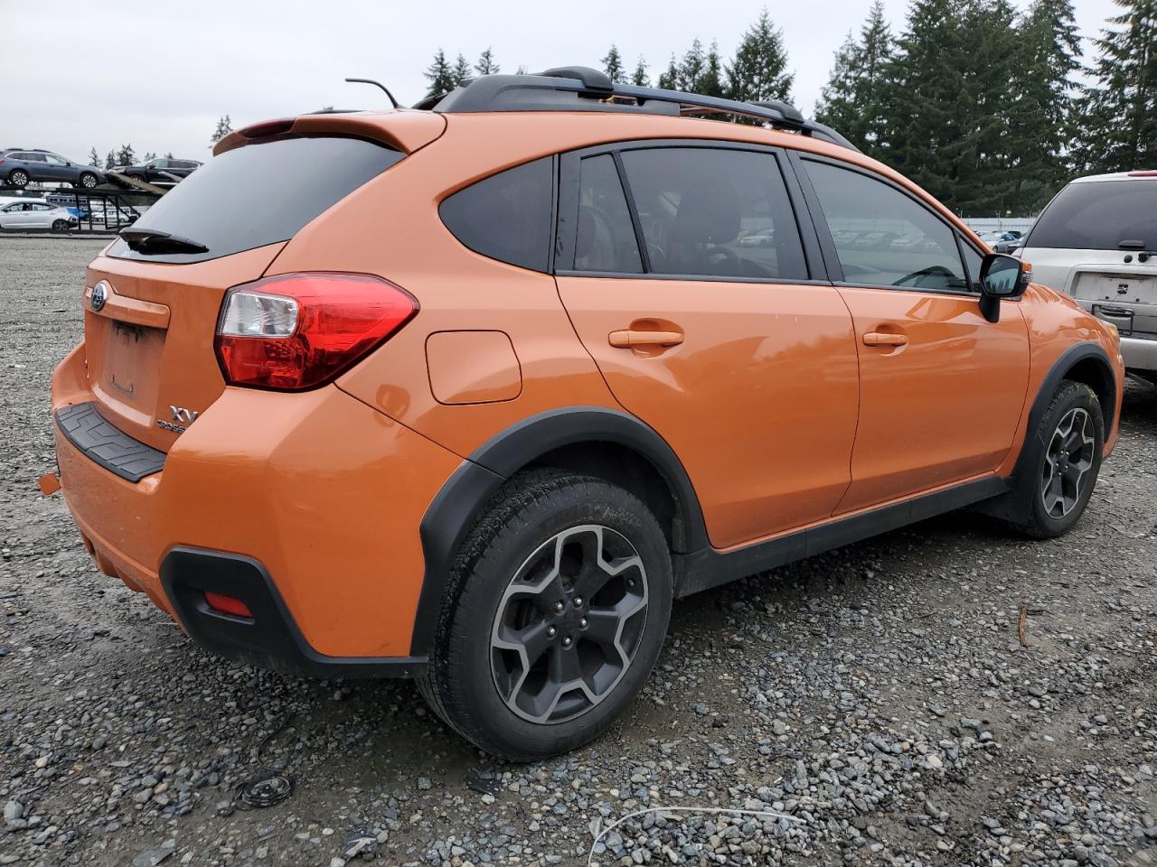2015 SUBARU XV ORANGE - Image 3