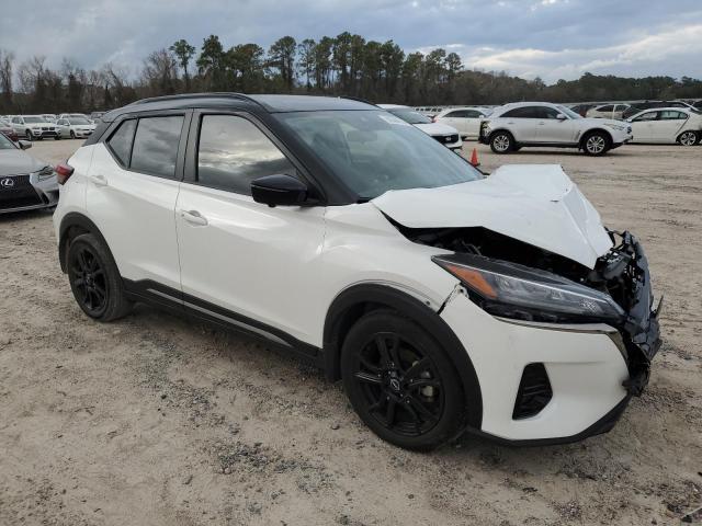 2023 Nissan Kicks - Image 4