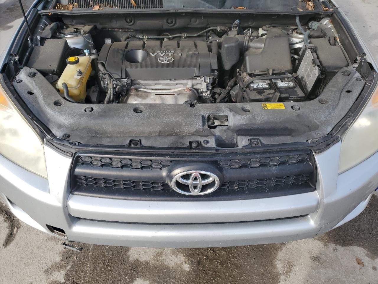 2011 TOYOTA RAV4 - Image 12