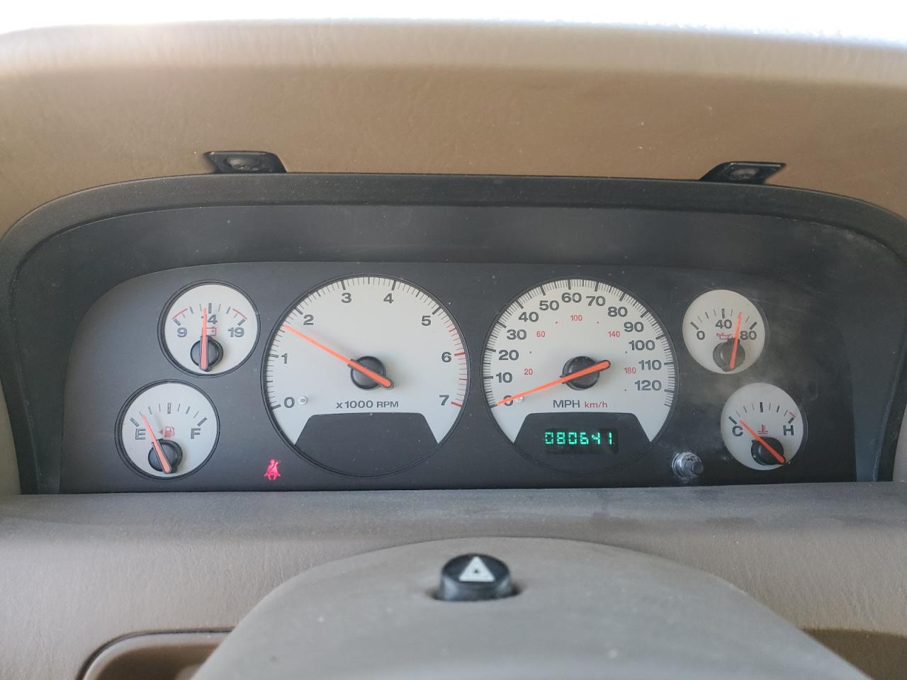 2001 Jeep Grand Cherokee - Image 9