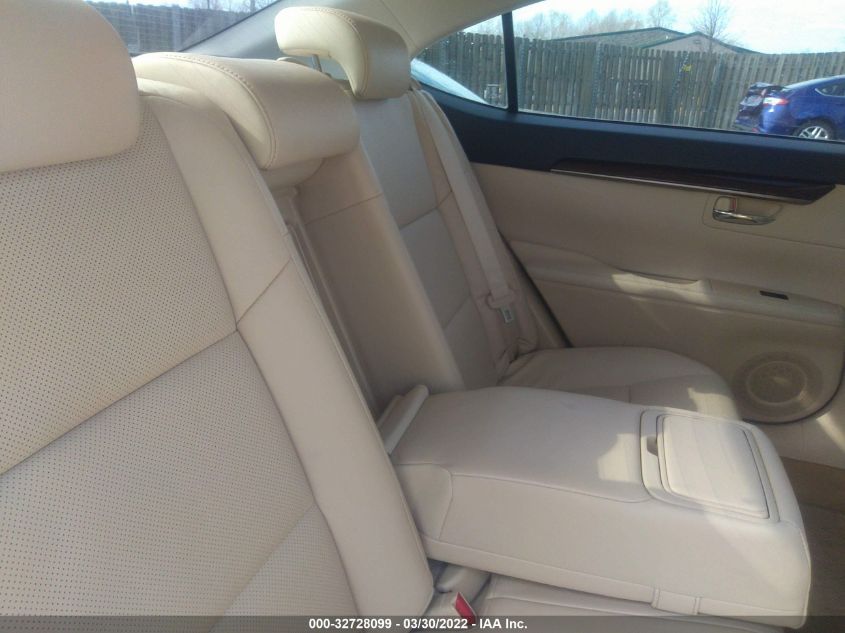 2013 Lexus ES350 - Image 9