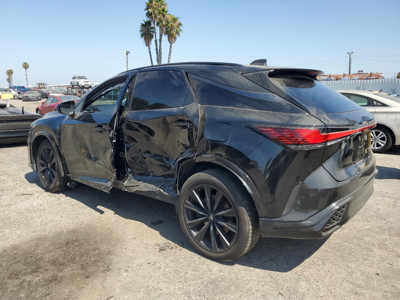 2024 Lexus RX500H - Image 5