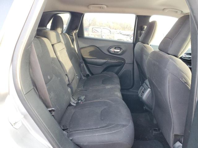 2016 Jeep CHEROKEE - Image 10