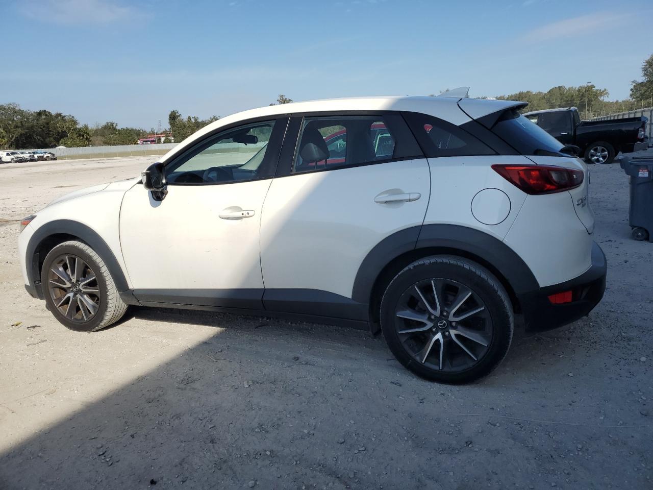 2018 MAZDA CX-3 - Image 2