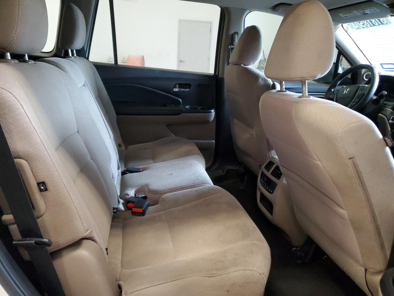 2016 Honda Pilot - Image 11