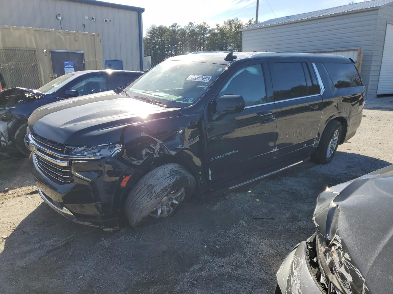 CHEVROLET SUBURBAN BLACK