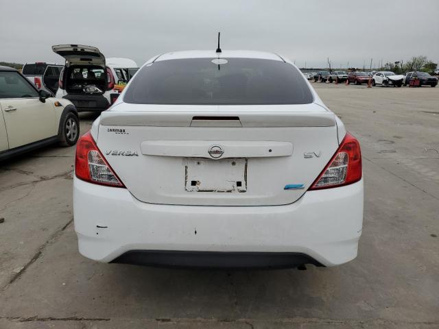 2015 Nissan VERSA - Image 6