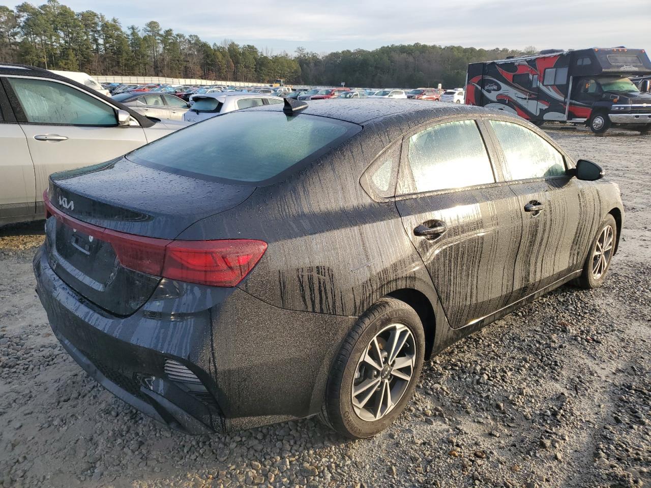 2024 KIA FORTE - Image 3
